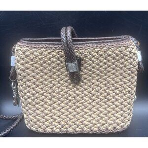 BRIGHTON Handbag Straw Crossbody Shoulder Purse Brown Leather Flower Lined Charm